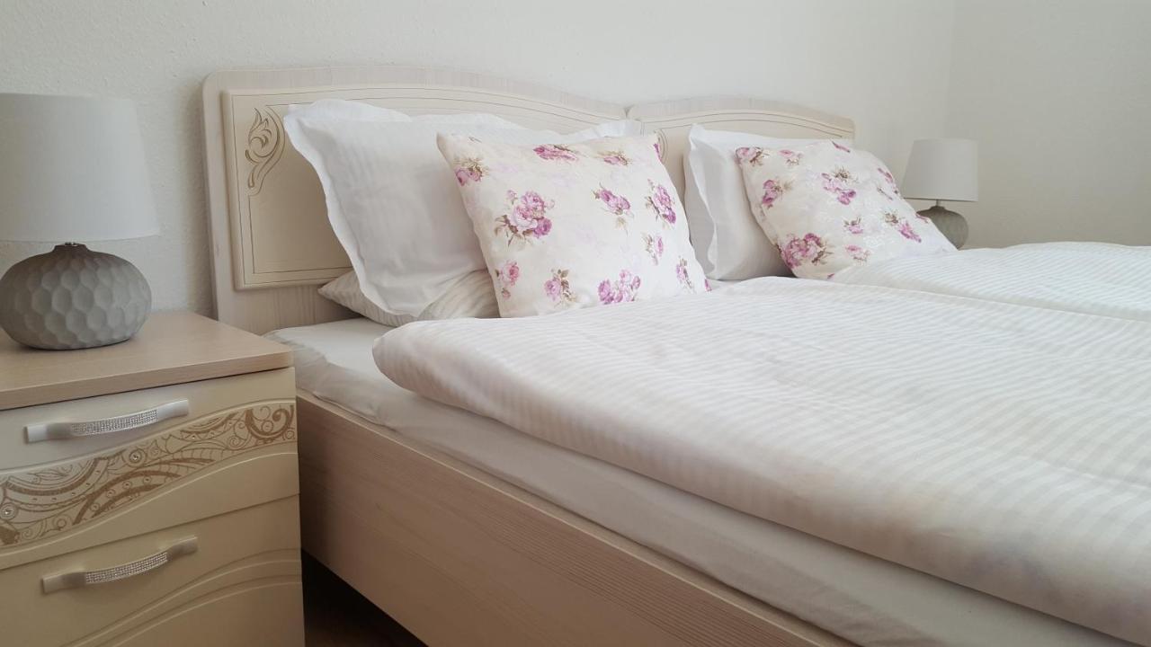 Alb-Rosa Appartement Bad Herrenalb Buitenkant foto